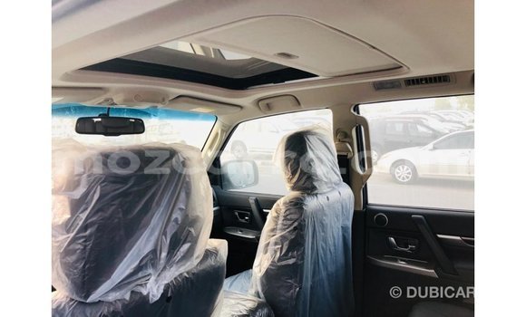 Nunua Imported Mitsubishi Pajero Nyeusi Gari ndani ya Import - Dubai nchini Cabo Delgado Nunua Imported Mitsubishi Pajero Nyeusi Gari ndani ya Import - Dubai nchini Cabo Delgado