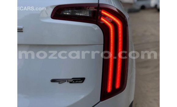 Buy Import Kia Carens White Car in Import - Dubai in Cabo Delgado Buy Import Kia Carens White Car in Import - Dubai in Cabo Delgado