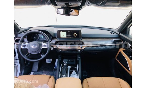 Buy Import Kia Carens White Car in Import - Dubai in Cabo Delgado Buy Import Kia Carens White Car in Import - Dubai in Cabo Delgado