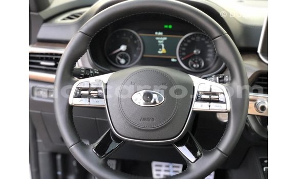 Buy Import Kia Carens White Car in Import - Dubai in Cabo Delgado Buy Import Kia Carens White Car in Import - Dubai in Cabo Delgado
