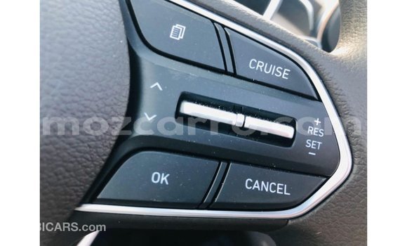 Tenga Imported Hyundai Santa Fe Chena Mota in Import - Dubai in Cabo Delgado Tenga Imported Hyundai Santa Fe Chena Mota in Import - Dubai in Cabo Delgado