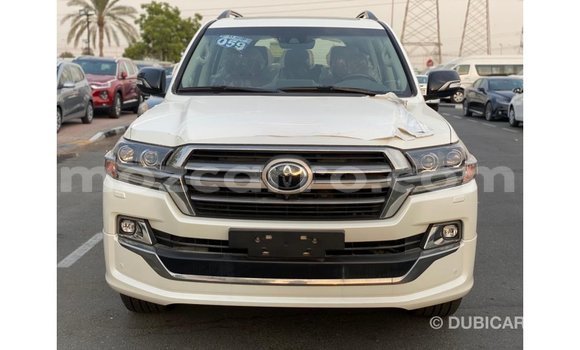 Buy Import Toyota Land Cruiser White Car in Import - Dubai in Cabo Delgado Buy Import Toyota Land Cruiser White Car in Import - Dubai in Cabo Delgado