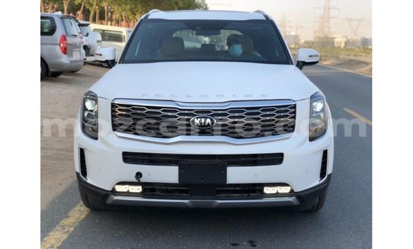 Comprar Importar Kia Carens Branco Carro em Import - Dubai em Cabo Delgado