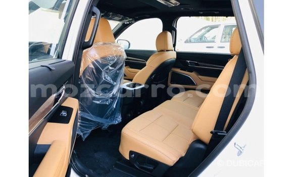 Tenga Imported Kia Carens Chena Mota in Import - Dubai in Cabo Delgado Tenga Imported Kia Carens Chena Mota in Import - Dubai in Cabo Delgado