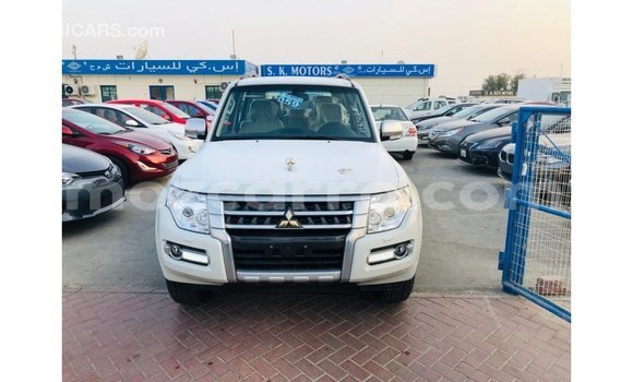 Nunua Imported Mitsubishi Pajero Nyeupe Gari ndani ya Import - Dubai nchini Cabo Delgado Nunua Imported Mitsubishi Pajero Nyeupe Gari ndani ya Import - Dubai nchini Cabo Delgado