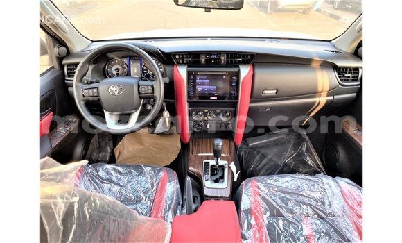 Buy Import Toyota Fortuner White Car in Import - Dubai in Cabo Delgado Buy Import Toyota Fortuner White Car in Import - Dubai in Cabo Delgado