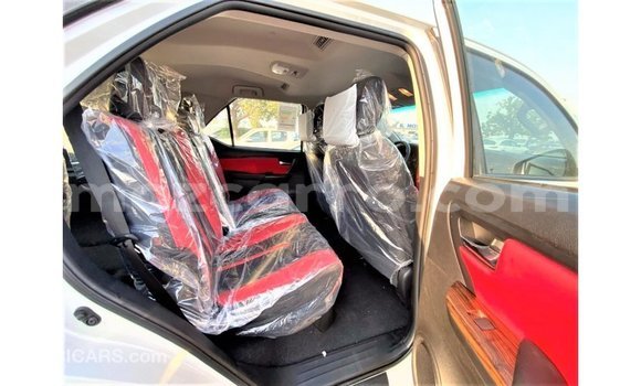Buy Import Toyota Fortuner White Car in Import - Dubai in Cabo Delgado Buy Import Toyota Fortuner White Car in Import - Dubai in Cabo Delgado