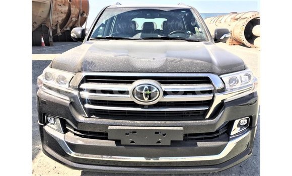 Comprar Importar Toyota Land Cruiser Preto Carro em Import - Dubai em Cabo Delgado