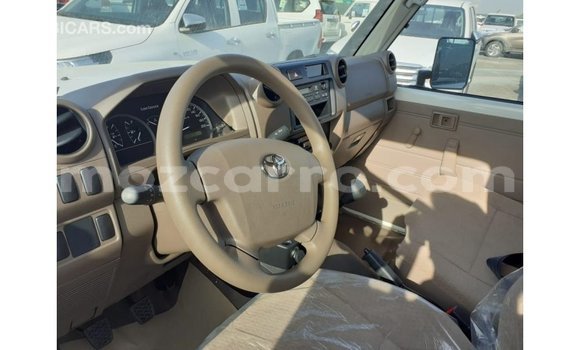 Buy Import Toyota Land Cruiser White Car in Import - Dubai in Cabo Delgado Buy Import Toyota Land Cruiser White Car in Import - Dubai in Cabo Delgado