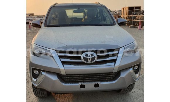 Nunua Imported Toyota Fortuner Nyingine Gari ndani ya Import - Dubai nchini Cabo Delgado