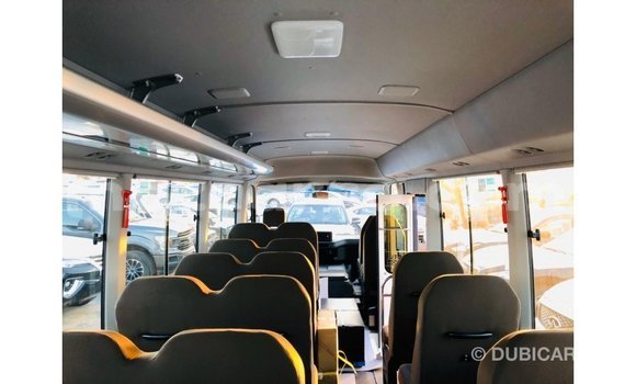 Tenga Imported Toyota Coaster Chena Mota in Import - Dubai in Cabo Delgado Tenga Imported Toyota Coaster Chena Mota in Import - Dubai in Cabo Delgado