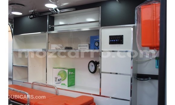 Buy Import Toyota Hiace White Car in Import - Dubai in Cabo Delgado Buy Import Toyota Hiace White Car in Import - Dubai in Cabo Delgado