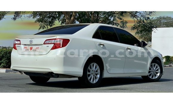 Nunua Imported Toyota Camry Nyeupe Gari ndani ya Import - Dubai nchini Cabo Delgado Nunua Imported Toyota Camry Nyeupe Gari ndani ya Import - Dubai nchini Cabo Delgado