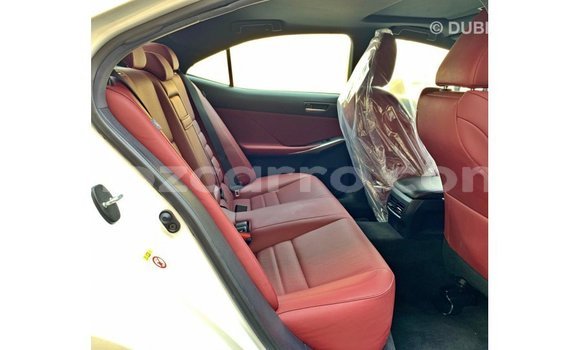 Nunua Imported Lexus IS Nyeupe Gari ndani ya Import - Dubai nchini Cabo Delgado Nunua Imported Lexus IS Nyeupe Gari ndani ya Import - Dubai nchini Cabo Delgado