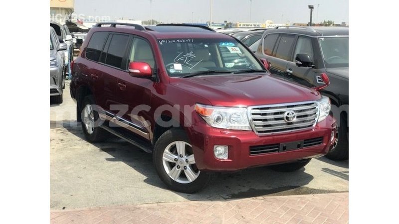 Big with watermark toyota land cruiser cabo delgado import dubai 8881