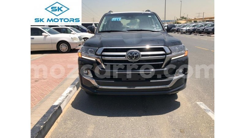 Big with watermark toyota land cruiser cabo delgado import dubai 8886