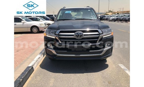 Comprar Importar Toyota Land Cruiser Preto Carro em Import - Dubai em Cabo Delgado