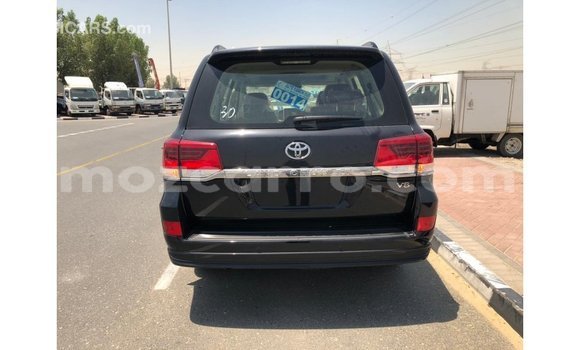 Nunua Imported Toyota Land Cruiser Nyeusi Gari ndani ya Import - Dubai nchini Cabo Delgado Nunua Imported Toyota Land Cruiser Nyeusi Gari ndani ya Import - Dubai nchini Cabo Delgado