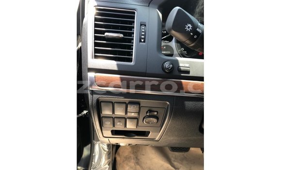 Nunua Imported Toyota Land Cruiser Nyeusi Gari ndani ya Import - Dubai nchini Cabo Delgado Nunua Imported Toyota Land Cruiser Nyeusi Gari ndani ya Import - Dubai nchini Cabo Delgado