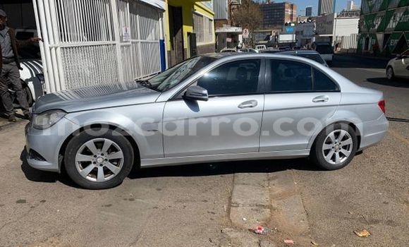 Buy Used Mercedes‒Benz C-Class Silver Car in Beira in Sofala Buy Used Mercedes‒Benz C-Class Silver Car in Beira in Sofala