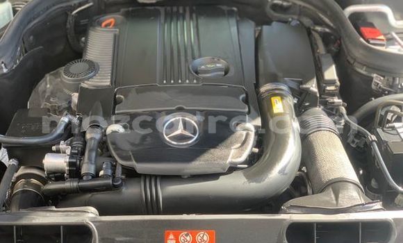 Buy Used Mercedes‒Benz C-Class Silver Car in Beira in Sofala Buy Used Mercedes‒Benz C-Class Silver Car in Beira in Sofala