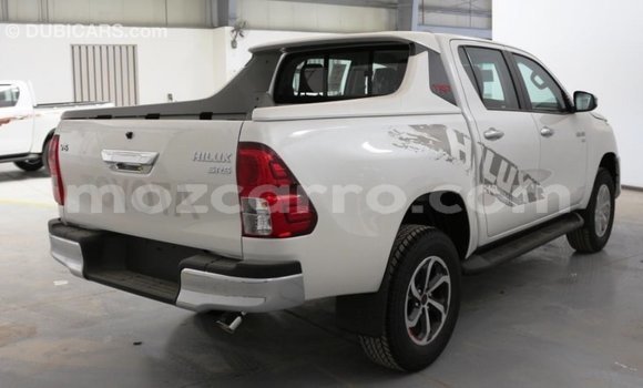 Buy Import Toyota Hilux White Car in Import - Dubai in Cabo Delgado Buy Import Toyota Hilux White Car in Import - Dubai in Cabo Delgado