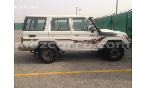 Tenga Imported Toyota Land Cruiser Chena Mota in Import - Dubai in Cabo Delgado Tenga Imported Toyota Land Cruiser Chena Mota in Import - Dubai in Cabo Delgado