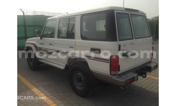 Tenga Imported Toyota Land Cruiser Chena Mota in Import - Dubai in Cabo Delgado Tenga Imported Toyota Land Cruiser Chena Mota in Import - Dubai in Cabo Delgado