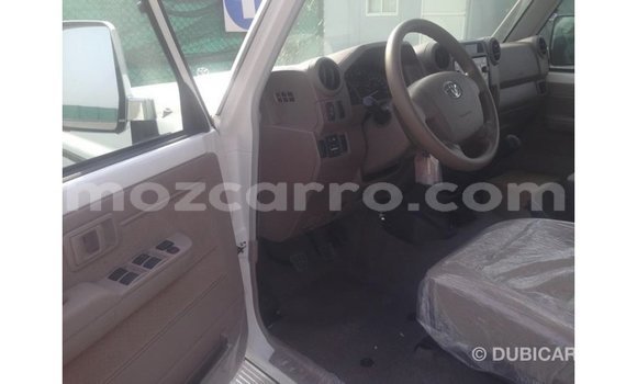 Tenga Imported Toyota Land Cruiser Chena Mota in Import - Dubai in Cabo Delgado Tenga Imported Toyota Land Cruiser Chena Mota in Import - Dubai in Cabo Delgado