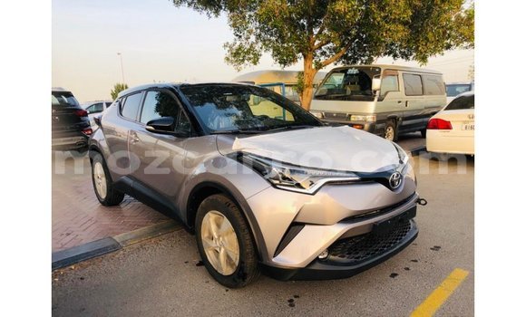 Comprar Importar Toyota C-HR De outros Carro em Import - Dubai em Cabo Delgado