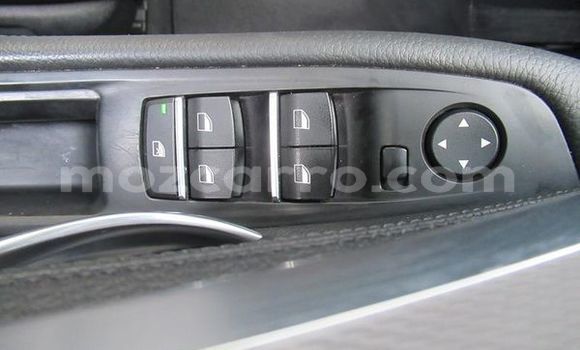 Buy Used BMW 5-Series Silver Car in Beira in Sofala Buy Used BMW 5-Series Silver Car in Beira in Sofala