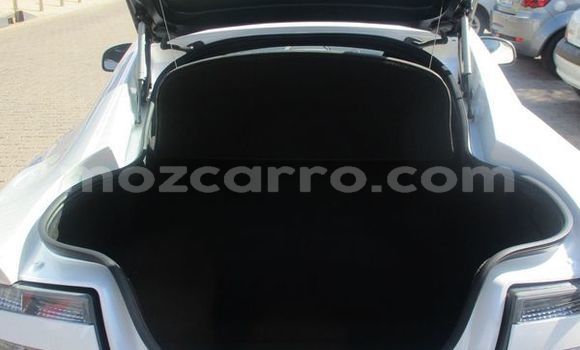 Buy Used Aston Martin V12 Vantage White Car in Beira in Sofala Buy Used Aston Martin V12 Vantage White Car in Beira in Sofala