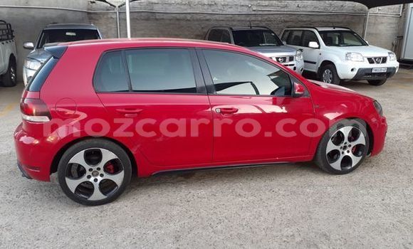 Buy Used Volkswagen Golf Red Car in Beira in Sofala Buy Used Volkswagen Golf Red Car in Beira in Sofala
