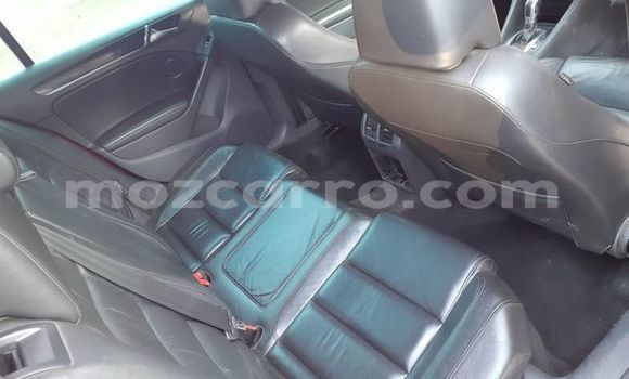 Buy Used Volkswagen Golf Red Car in Beira in Sofala Buy Used Volkswagen Golf Red Car in Beira in Sofala