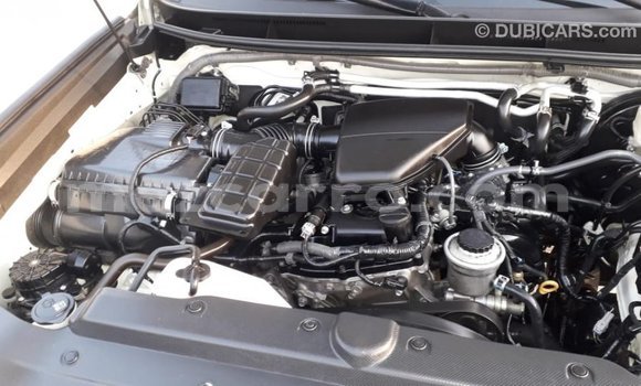 Tenga Imported Toyota Prado Chena Mota in Import - Dubai in Cabo Delgado Tenga Imported Toyota Prado Chena Mota in Import - Dubai in Cabo Delgado