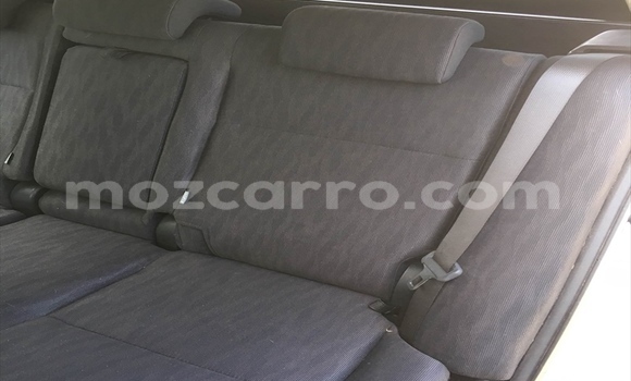 Nunua Ilio tumika Toyota Corolla Bluu Gari ndani ya Maputo nchini Maputo Nunua Ilio tumika Toyota Corolla Bluu Gari ndani ya Maputo nchini Maputo