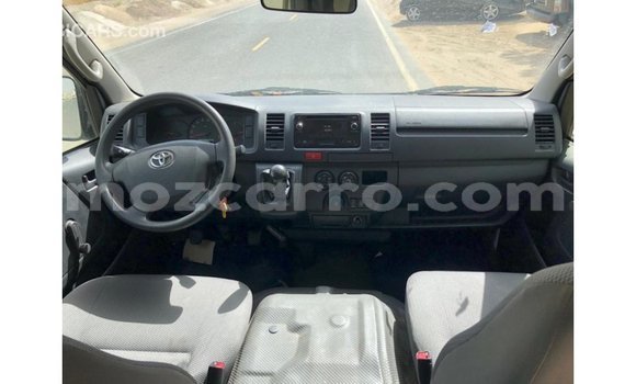 Buy Import Toyota Hiace White Car in Import - Dubai in Cabo Delgado Buy Import Toyota Hiace White Car in Import - Dubai in Cabo Delgado