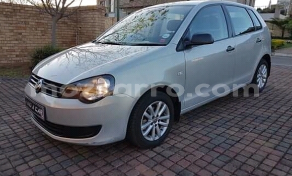 Tenga Tsaru Volkswagen Polo Sirivha Mota in Achachinja in Tete Tenga Tsaru Volkswagen Polo Sirivha Mota in Achachinja in Tete