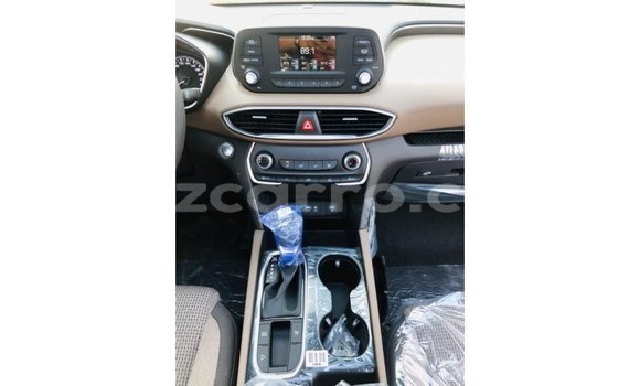 Buy Import Hyundai Santa Fe White Car in Import - Dubai in Cabo Delgado Buy Import Hyundai Santa Fe White Car in Import - Dubai in Cabo Delgado