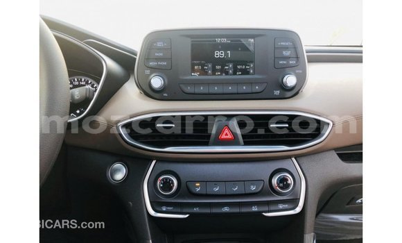 Buy Import Hyundai Santa Fe White Car in Import - Dubai in Cabo Delgado Buy Import Hyundai Santa Fe White Car in Import - Dubai in Cabo Delgado