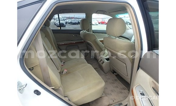Nunua Imported Toyota Harrier Nyeupe Gari ndani ya Import - Dubai nchini Cabo Delgado Nunua Imported Toyota Harrier Nyeupe Gari ndani ya Import - Dubai nchini Cabo Delgado