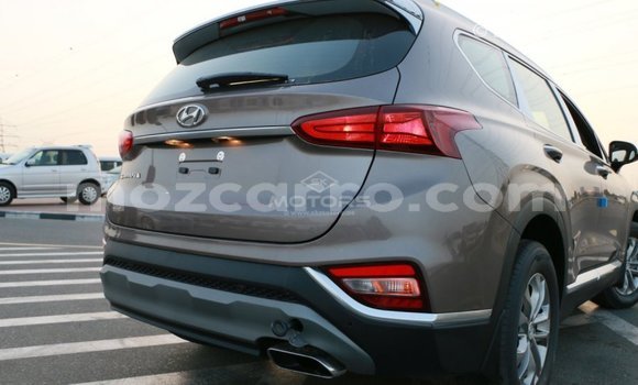 Nunua Imported Hyundai Santa Fe Brown Gari ndani ya Import - Dubai nchini Cabo Delgado Nunua Imported Hyundai Santa Fe Brown Gari ndani ya Import - Dubai nchini Cabo Delgado