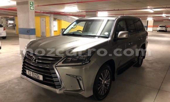 Comprar Usado Lexus LX 450 Prata Carro em Mutarara em Tete Comprar Usado Lexus LX 450 Prata Carro em Mutarara em Tete