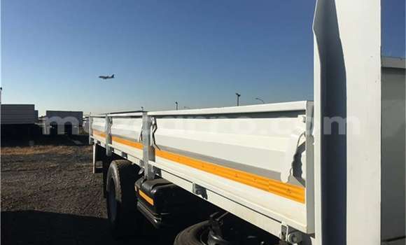 Buy Used Mercedes‒Benz Atego White Truck in Beira in Sofala Buy Used Mercedes‒Benz Atego White Truck in Beira in Sofala