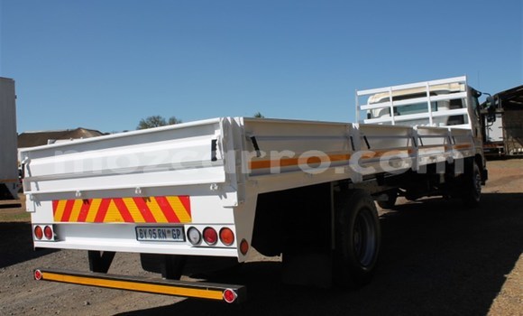 Buy Used Isuzu FTR 850 White Truck in Beira in Sofala Buy Used Isuzu FTR 850 White Truck in Beira in Sofala