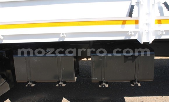 Buy Used Isuzu FTR 850 White Truck in Beira in Sofala Buy Used Isuzu FTR 850 White Truck in Beira in Sofala