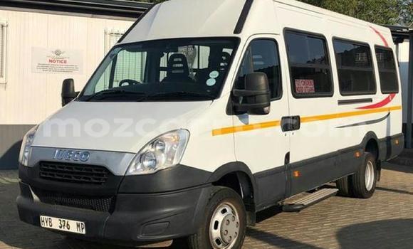 Buy Used Iveco Daily White Truck in Will change in Tete Buy Used Iveco Daily White Truck in Will change in Tete