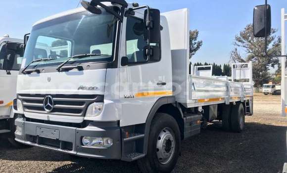 Buy Used Mercedes‒Benz Atego White Truck in Soft in Gaza Buy Used Mercedes‒Benz Atego White Truck in Soft in Gaza