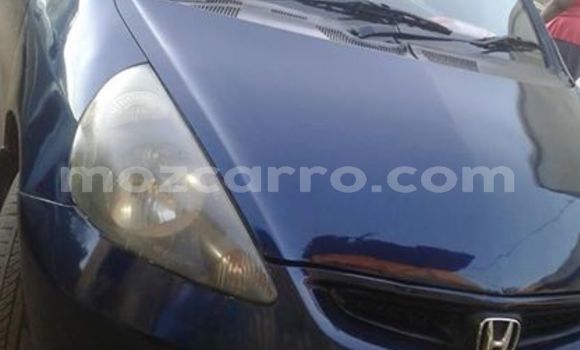Comprar Usado Honda Fit Azul Carro em Maputo em Maputo