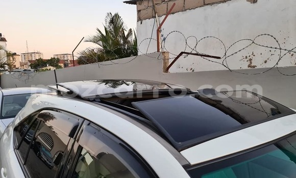 Comprar Usado Toyota Harrier Branco Carro em Ancuabe em Cabo Delgado Comprar Usado Toyota Harrier Branco Carro em Ancuabe em Cabo Delgado